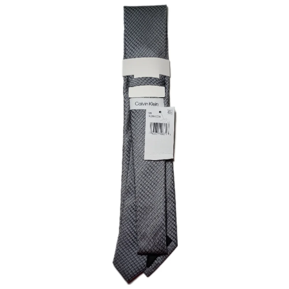 Calvin Klein Men’s Gray Silk Blend Tie NWT Designer Office Business Wedding